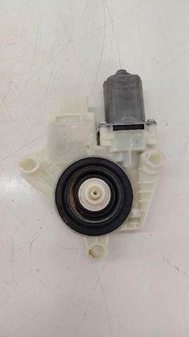 5Q4959812D Motor del elevalunas de la puerta trasera derecha  comprar en Pontevedra