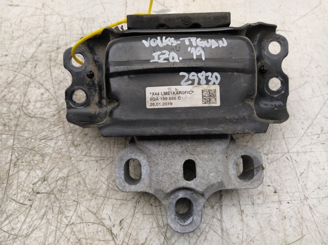 Soporte izquierdo de la transmisión 5QA199555C VAG