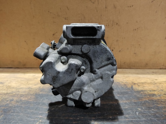 Compresor de aire acondicionado Toyota Corolla R10