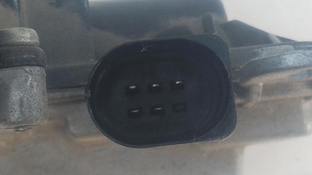 VAG 5TA827887C Motor de apertura/cierre del cierre del maletero (puerta trasera 3/5)  comprar en Murcia