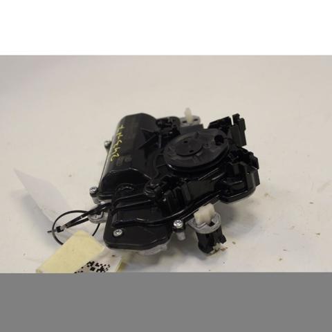 VAG 5TA827887C Motor de apertura/cierre del cierre del maletero (puerta trasera 3/5) comprar Pamplona