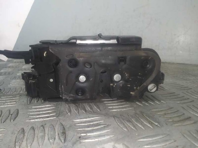 5TA839015E Cerradura de puerta trasera izquierda comprar Sevilla
