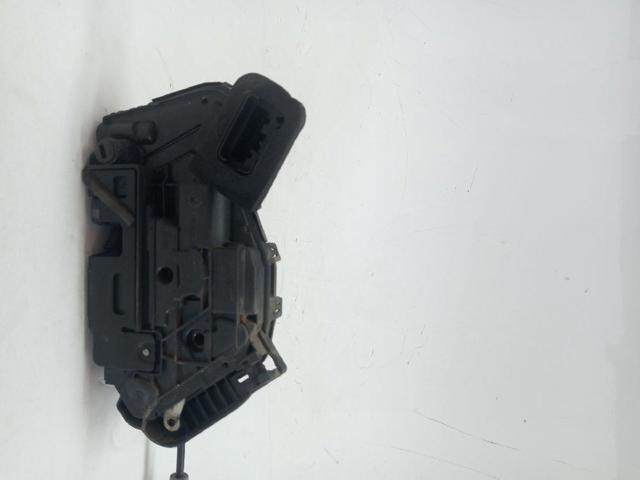 5TA839015K VAG Cerradura de puerta trasera izquierda  comprar en Oviedo