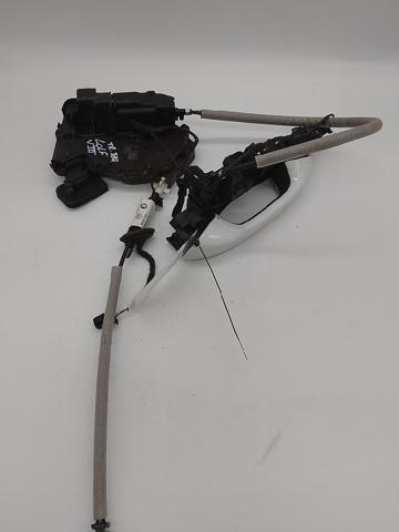 5TA839015K Cerradura de puerta trasera izquierda  disponible Utrera