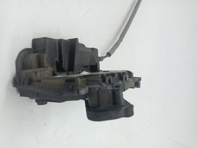 VAG 5TA839015K Cerradura de puerta trasera izquierda  en stock Valencia
