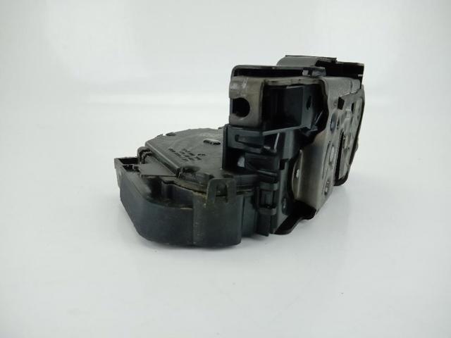 5TA839015L Cerradura de puerta trasera izquierda  en stock Granada