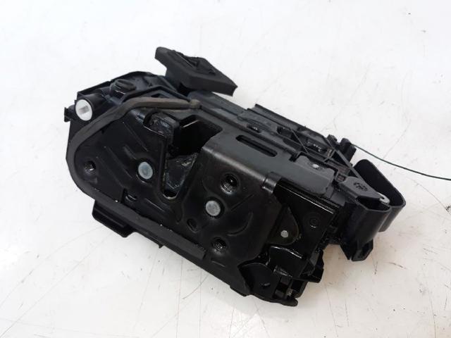 5TA839015L VAG Cerradura de puerta trasera izquierda  en stock Huelva