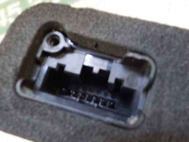 VAG 5TA839015L Cerradura de puerta trasera izquierda  disponible Valladolid