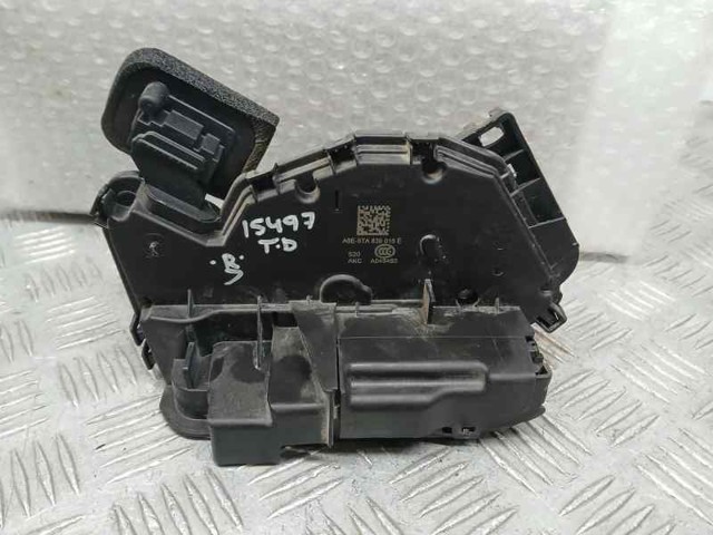 5TA839016E VAG Cerradura de la puerta trasera derecha comprar Alcalá