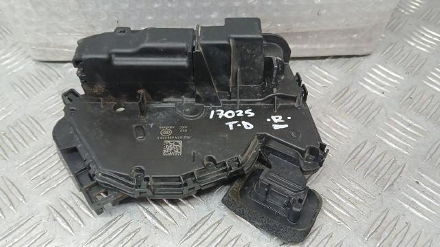 5TA839016E Cerradura de la puerta trasera derecha  comprar en Reus