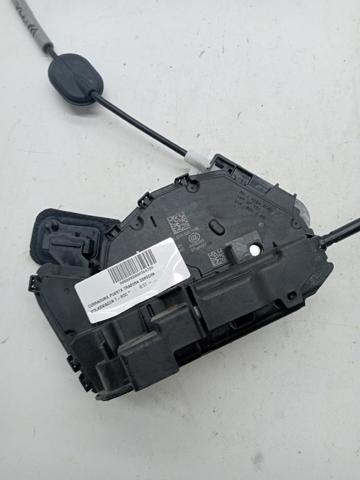 VAG 5TA839016L Cerradura de la puerta trasera derecha  comprar en Murcia