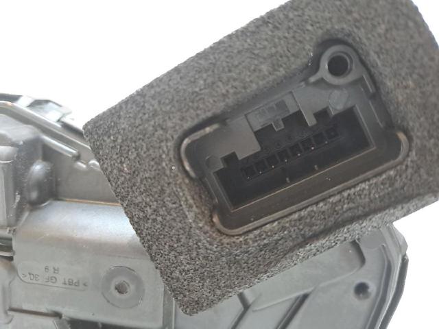 VAG 5TA839016L Cerradura de la puerta trasera derecha  comprar en Murcia