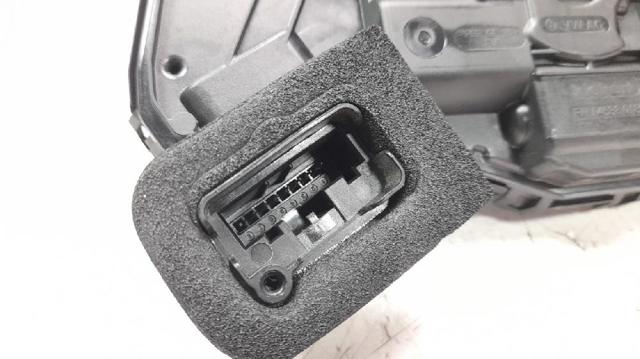 VAG 5TA839016Q Cerradura de la puerta trasera derecha  disponible Valladolid