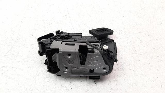 5TA839016Q VAG Cerradura de la puerta trasera derecha  en stock Gandía