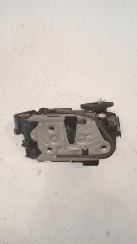 VAG 5TA839016Q Cerradura de la puerta trasera derecha  en stock Salamanca