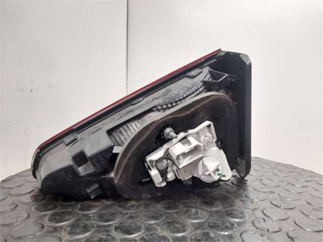 5TA945093D VAG Piloto trasero interior izquierdo  comprar en Lleida