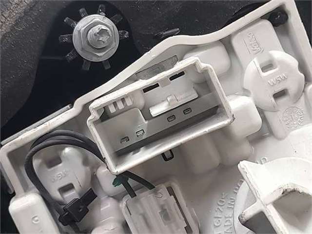 VAG 5TA945093D Piloto trasero interior izquierdo comprar Barcelona