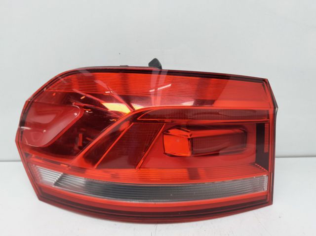 5TA945095A VAG Piloto trasero exterior izquierdo  comprar en Lleida
