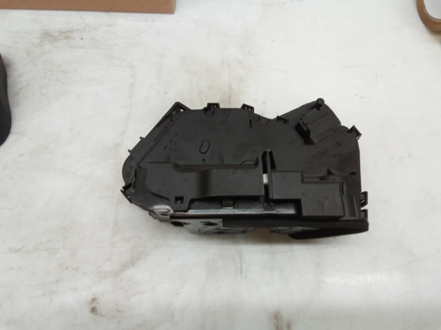 5TB837015 VAG Cerradura comprar Madrid