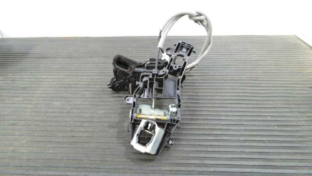 5TB837015 VAG Cerradura de puerta delantera izquierda  comprar en Oviedo