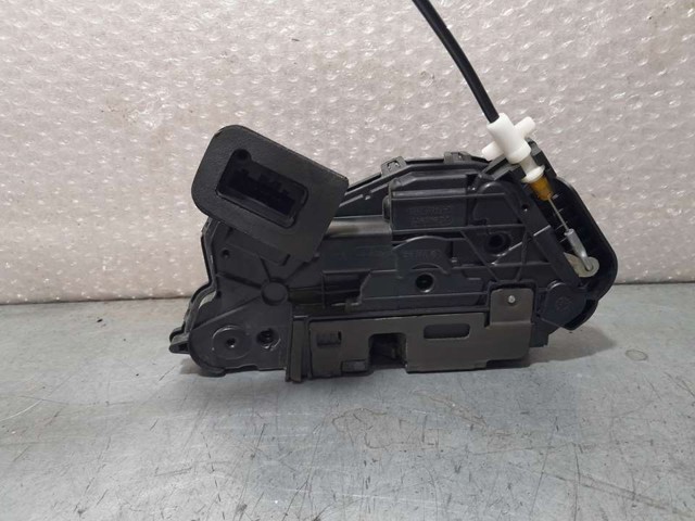 5TB837015A Cerradura de puerta delantera izquierda  comprar en Pontevedra