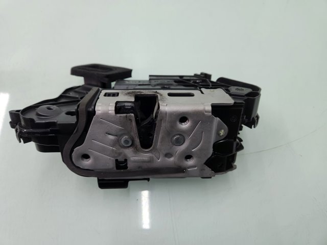 VAG 5TB837015E Cerradura de puerta delantera izquierda  disponible España