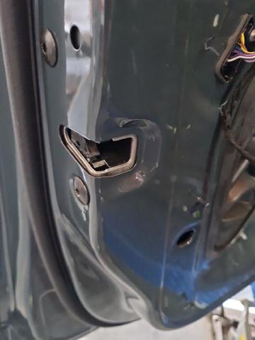 VAG 5TB837015E Cerradura de puerta delantera izquierda  comprar en Albacete