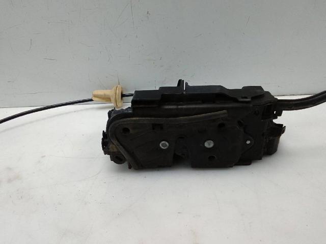 5TB837016 Cerradura de puerta delantera derecha  en stock Sabadell