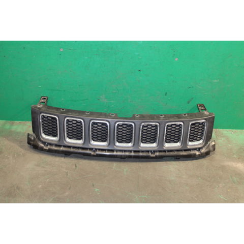 Comprar Parrilla del radiador Jeep Compass  MP a bajo precio