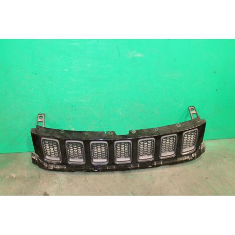 CHRYSLER 5UP86RXFAB Parrilla del radiador  comprar en Albacete