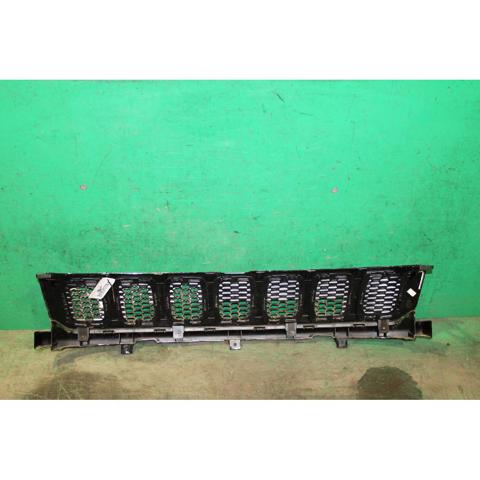 5UP86RXFAB CHRYSLER Parrilla del radiador  disponible Alicante