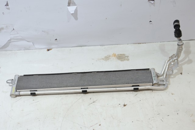 Radiador adicional de refrigeración del motor 5WA121251J VAG