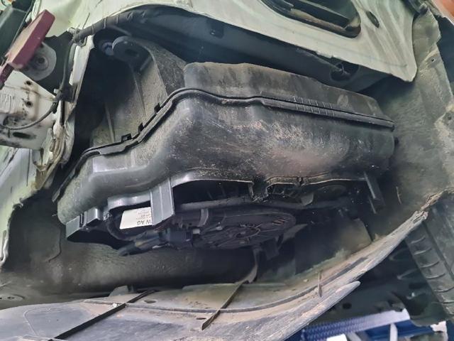Deposito AdBlue para Skoda Octavia NX3, NN3, PV3