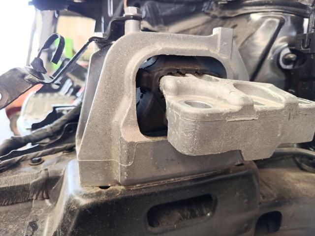 5WA199262D Soporte de motor derecho  comprar en Reus
