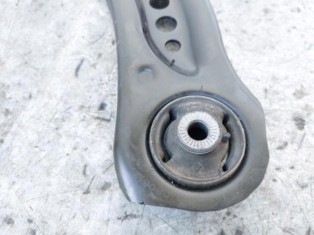 5WA407151 VAG Brazo inferior izquierdo de la suspensión delantera comprar Madrid