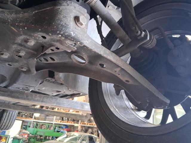 5WA407151 VAG Brazo inferior izquierdo de la suspensión delantera  en stock Huelva