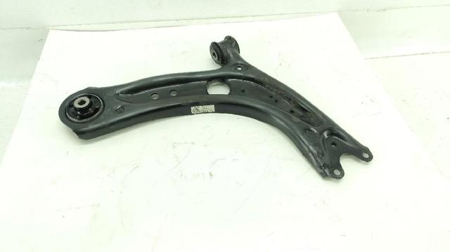 5WA407152 Brazo inferior derecho de la suspensión delantera comprar Sevilla
