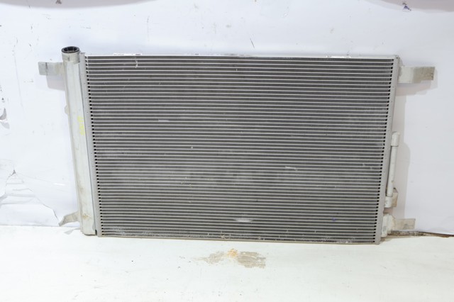 Condensador aire acondicionado para Audi A3 8YS, 8YM