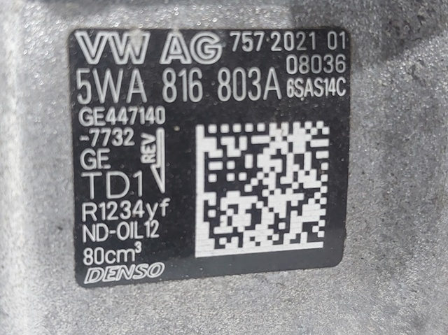 5WA816803A VAG Compresor de aire acondicionado  disponible Ourense