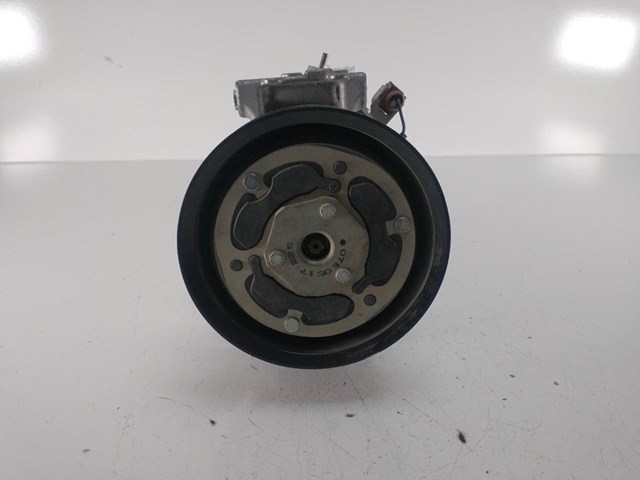 5WA816803A VAG Compresor de aire acondicionado  comprar en Oviedo