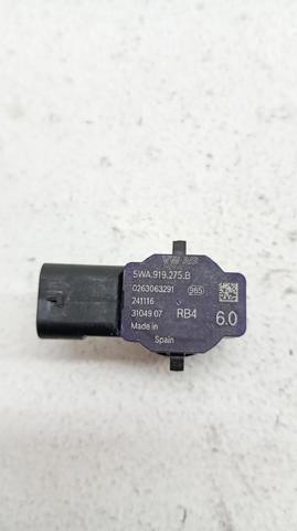 5WA919275B Sensor de estacionamiento delantero/trasero central comprar Girona