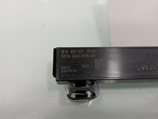 5WA962132 Antena Kessy  comprar en Pontevedra