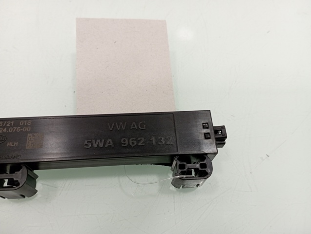VAG 5WA962132 Antena Kessy  disponible España