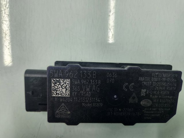 5WA962133B VAG