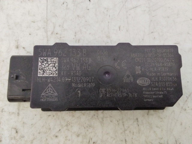 VAG 5WA962133B Antena Kessy  en stock Terrassa