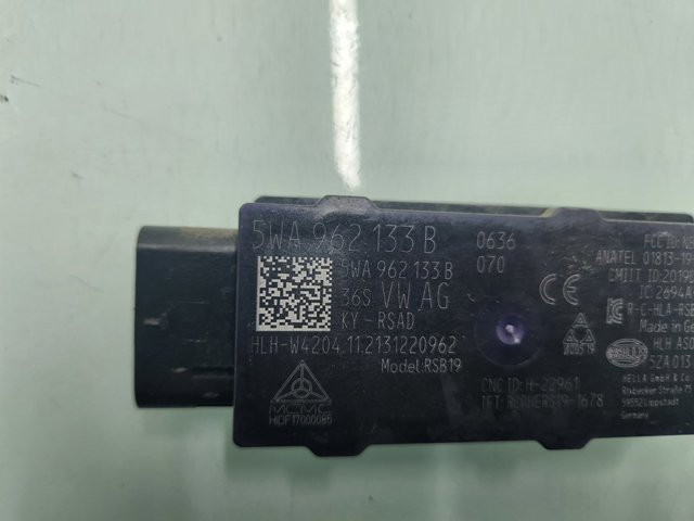 VAG 5WA962133B Antena Kessy  en stock Terrassa