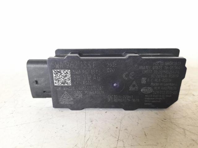 5WA962133F VAG