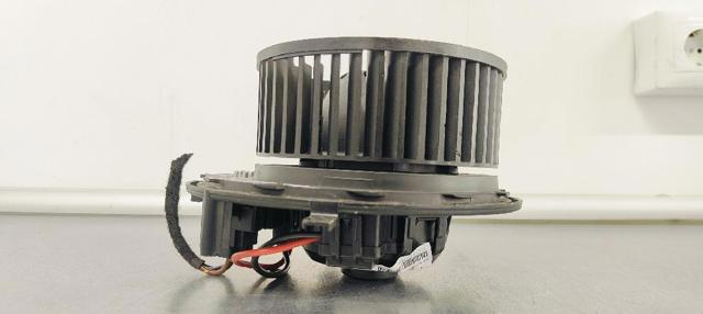 5WB819015 VAG Motor del ventilador del calefactor  comprar en Oviedo