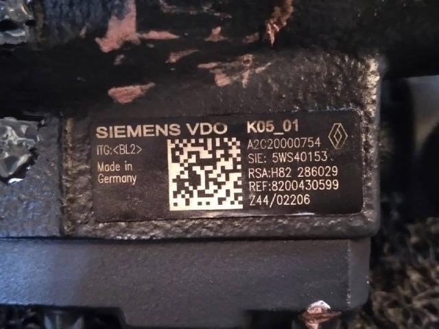RENAULT 5WS40153 Bomba inyectora comprar Tarragona