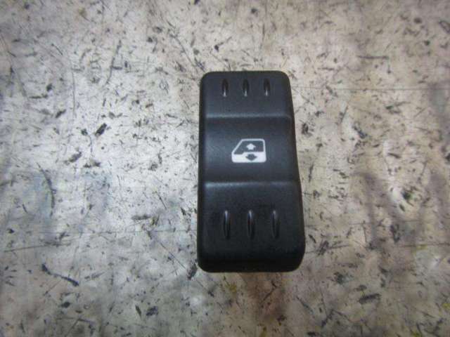 6001546816 RENAULT Botón de encendido del motor del elevalunas de la consola central comprar Alcalá